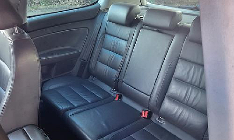 Volkswagen Golf 2.0 ...