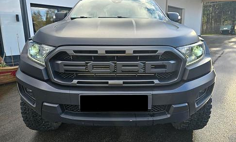 Ford Ranger Raptor 2...