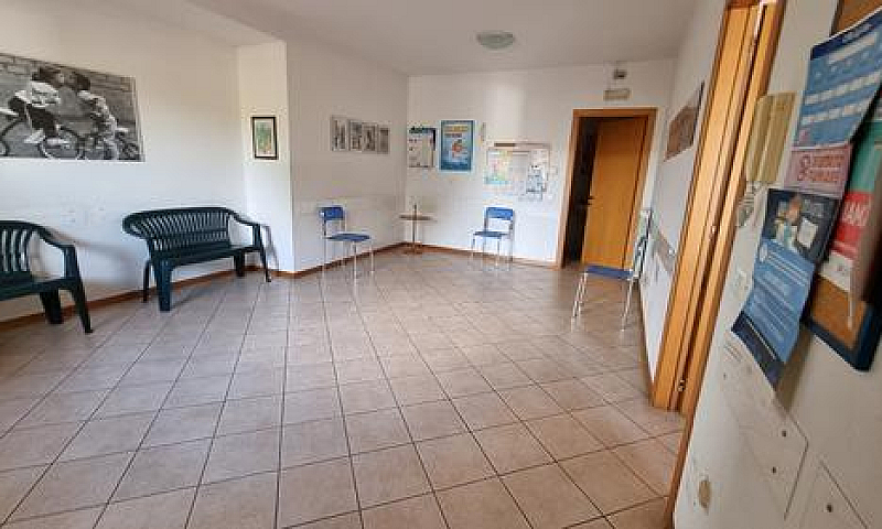 Bilocale, Ingresso I...