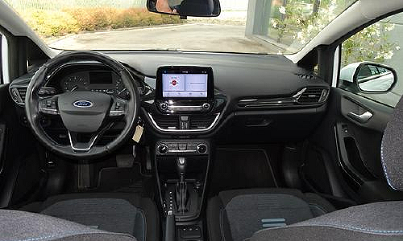 Ford Fiesta Active 1...