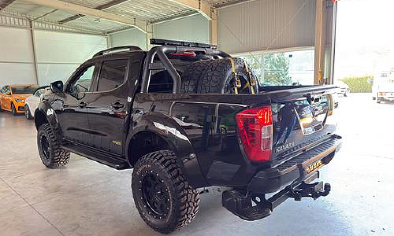 Pick-Up Nissan Navar...