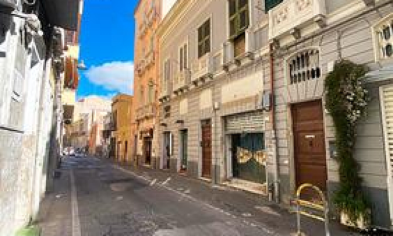 Centralissimo Locale...
