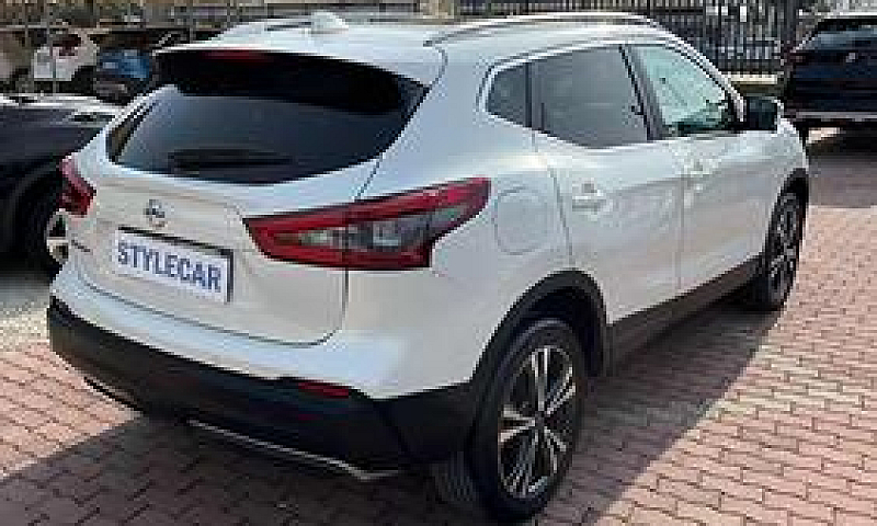 Nissan Qashqai 1.5 D...