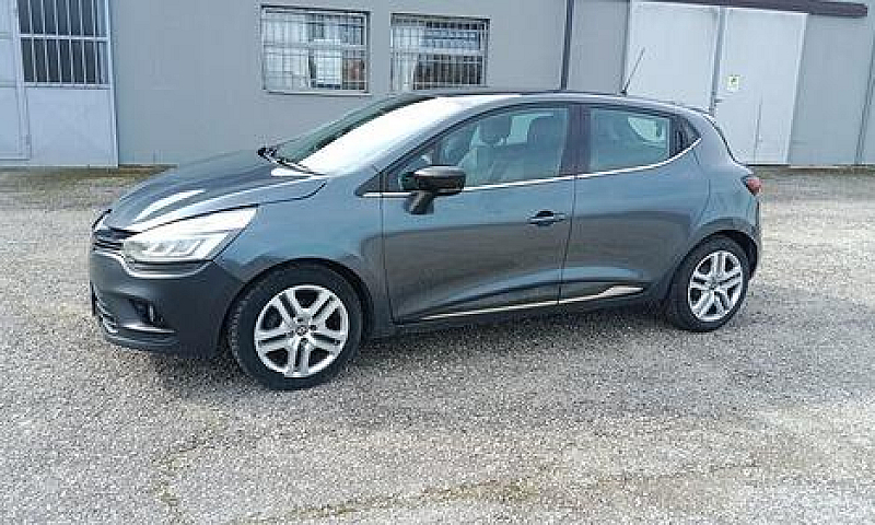 Renault Clio 1.5 Dci...