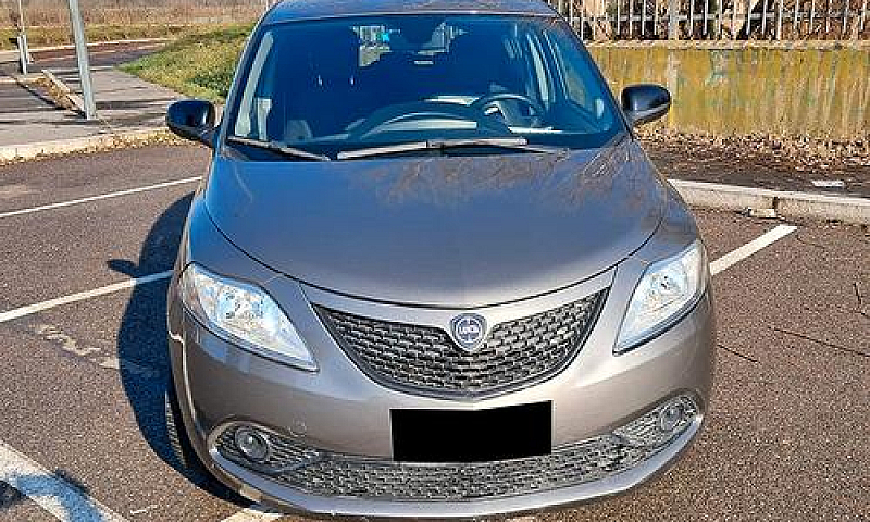 Lancia Ypsilon  1.2 ...