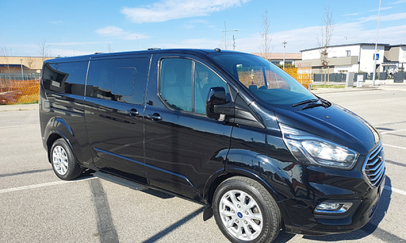 Ford Tourneo Custom ...