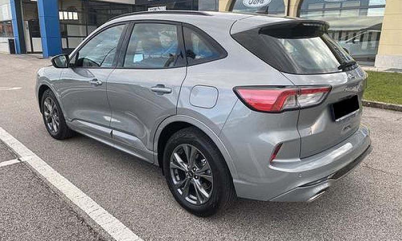 Ford Kuga St-Line 2....