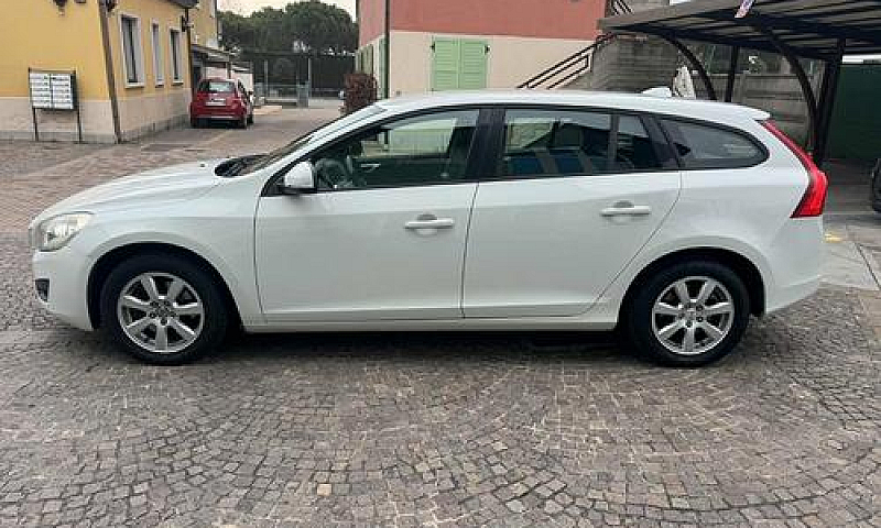 Volvo V60 D2 1.6 Pow...