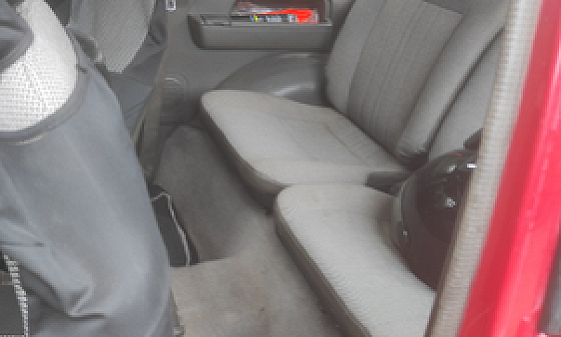Suzuki Vitara 1600 8...