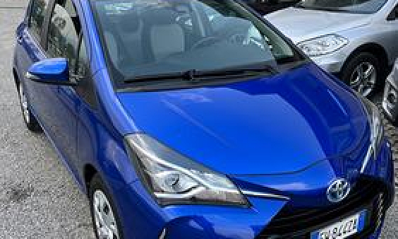 Toyota Yaris Hybrid...