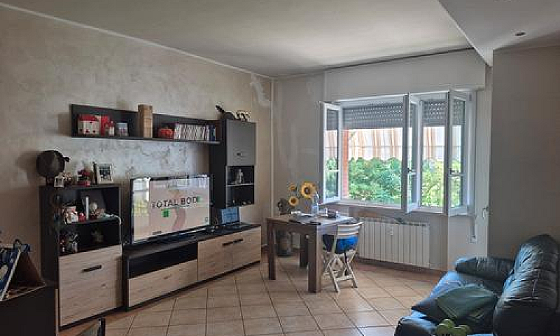 Privato Vende 90 Mq ...