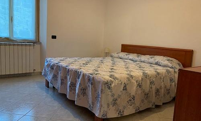 Appartamento Con Tav...