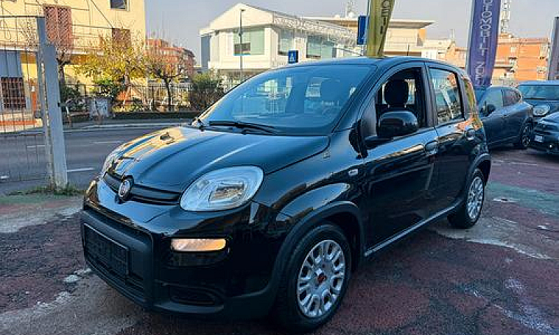 Fiat Panda Hybrid 1....