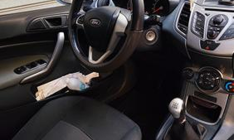 Ford Fiesta 1.4 Benz...