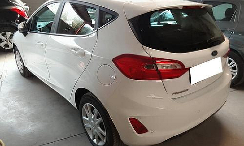 Ford Fiesta 1.5 Tdci...