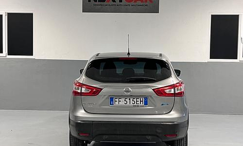 Nissan Qashqai 1.5 D...