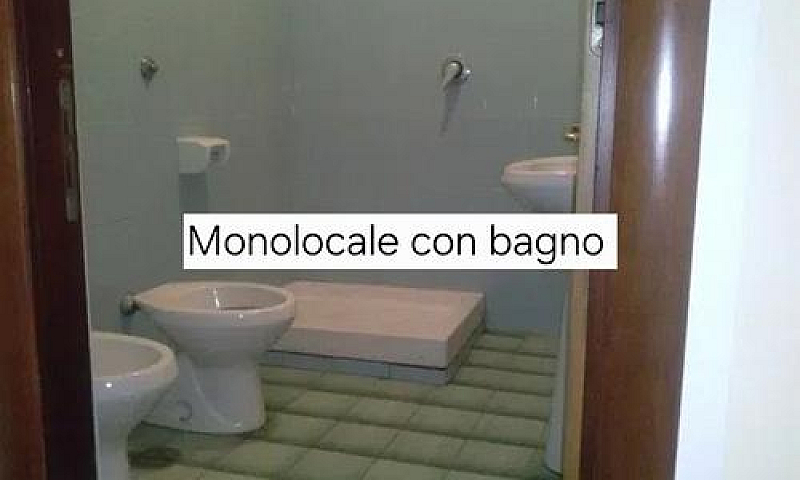 Monolocale Con Bagno...