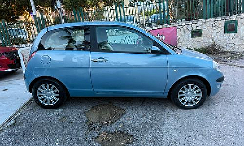 Lancia Ypsilon 1.3 M...