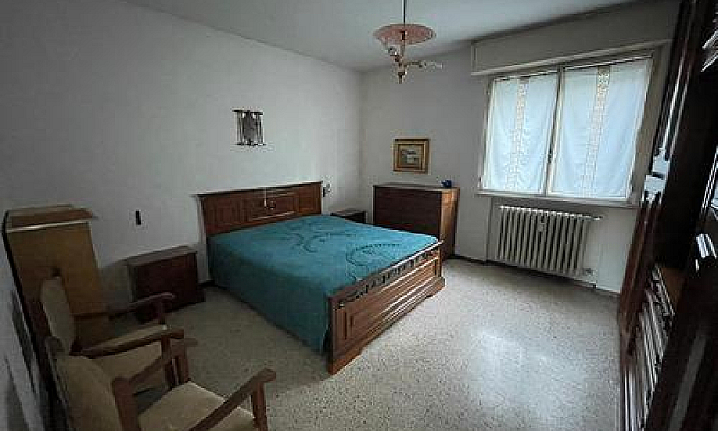 Ampio Quadrilocale C...
