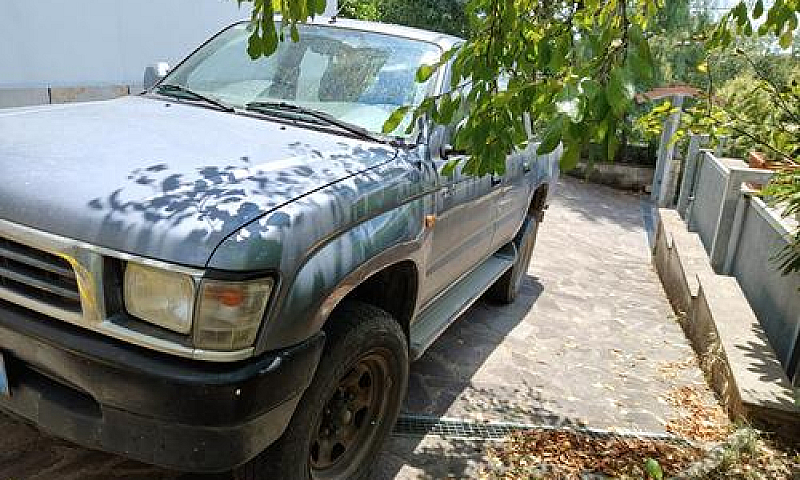 Toyota 4 Runner/Hilu...