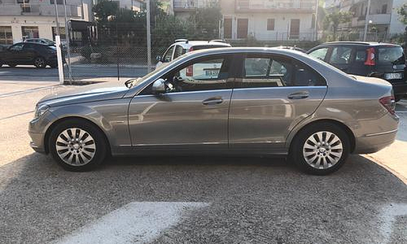 Mercedes-Benz C 200 ...