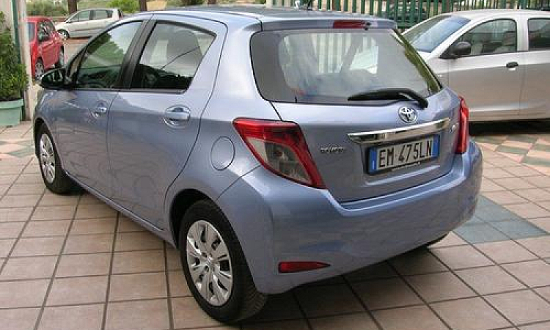 Toyota Yaris 1.4 D-4...