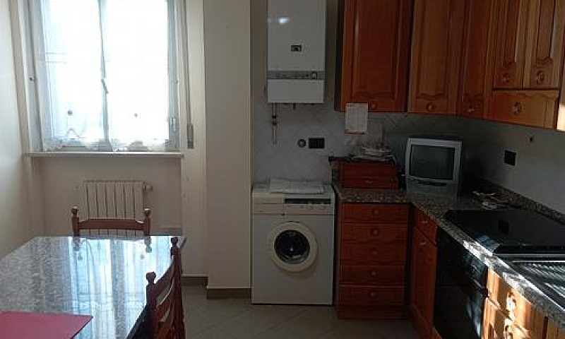 Appartamento Con Ter...