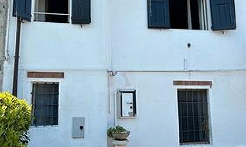Casa Indipendente Co...