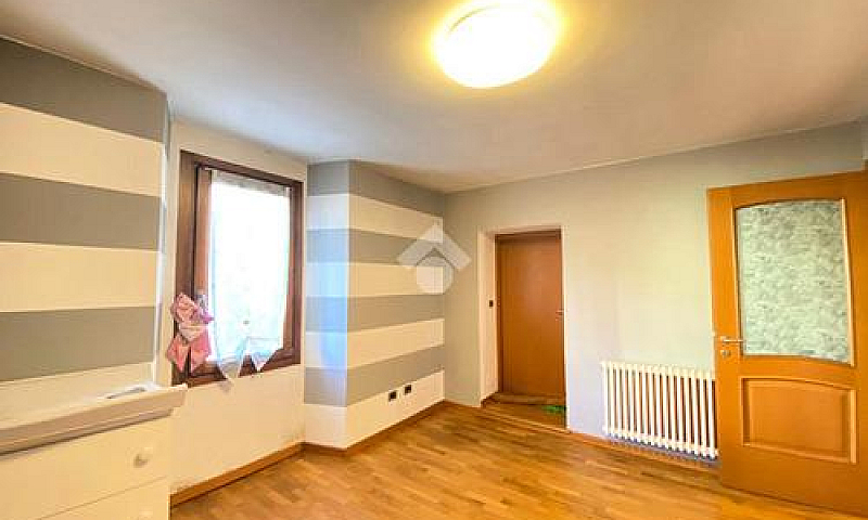 4 Locali A Berzo Inf...