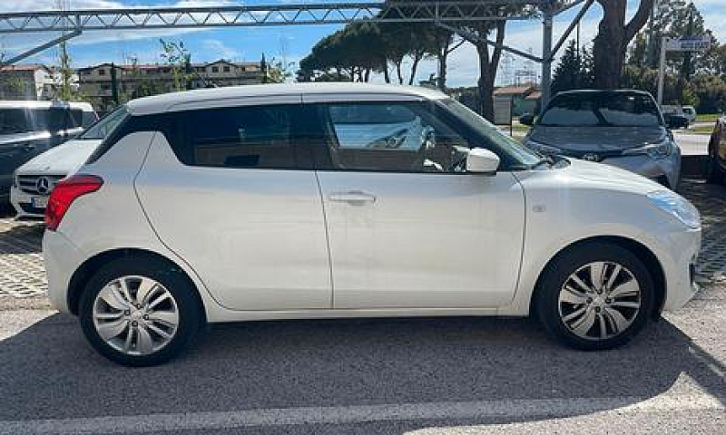 Suzuki Swift 1.2 Hyb...