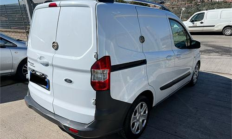 Ford Transit Courier...