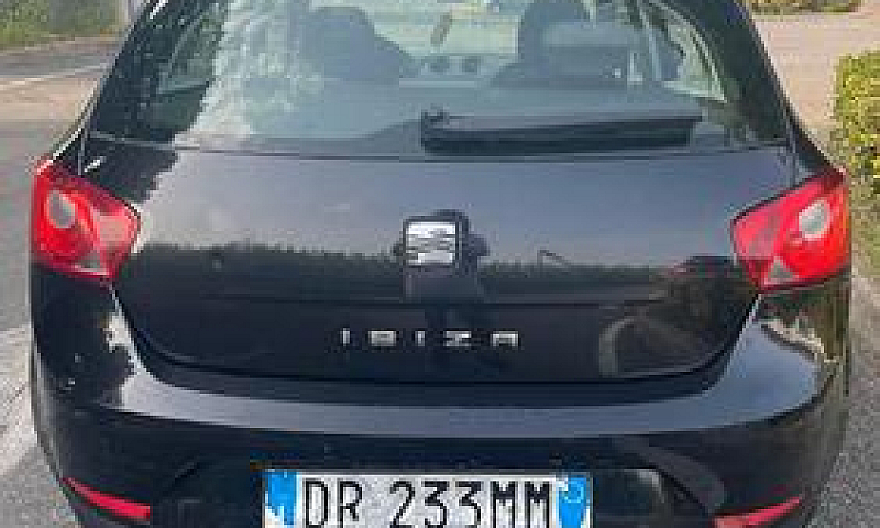 Seat Ibiza 1.4 Benzi...