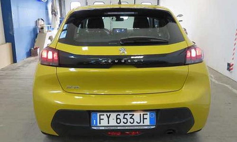 Peugeot 208 Puretech...