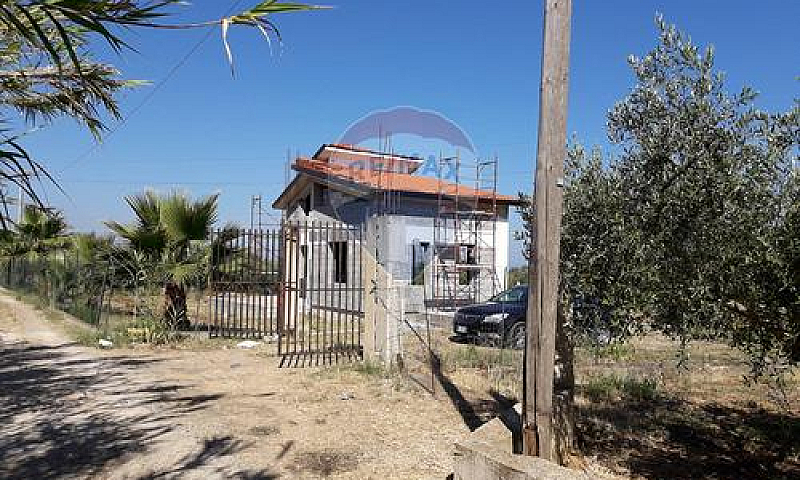 Nuove Costruzioni - ...