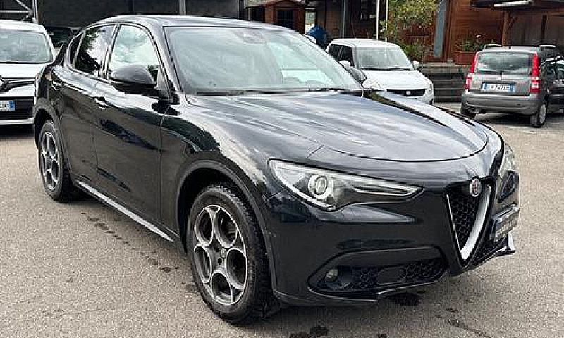 Alfa Romeo Stelvio 2...