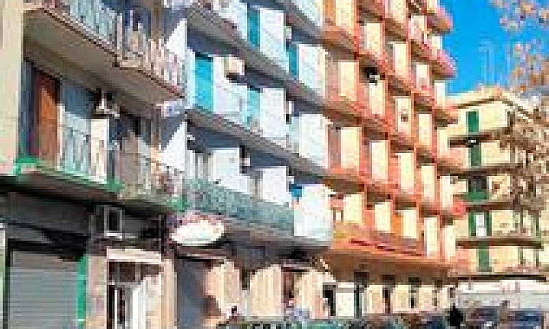 Trivani Corso Italia...