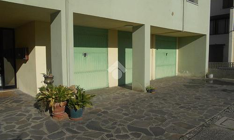 5 Locali A Comacchio...