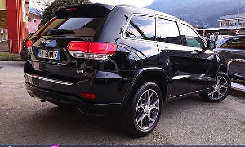 Jeep Grand Cherokee ...