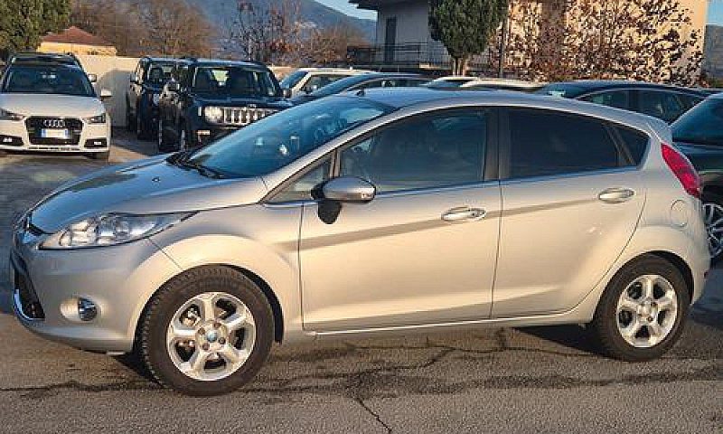 Ford Fiesta Fiesta 1...