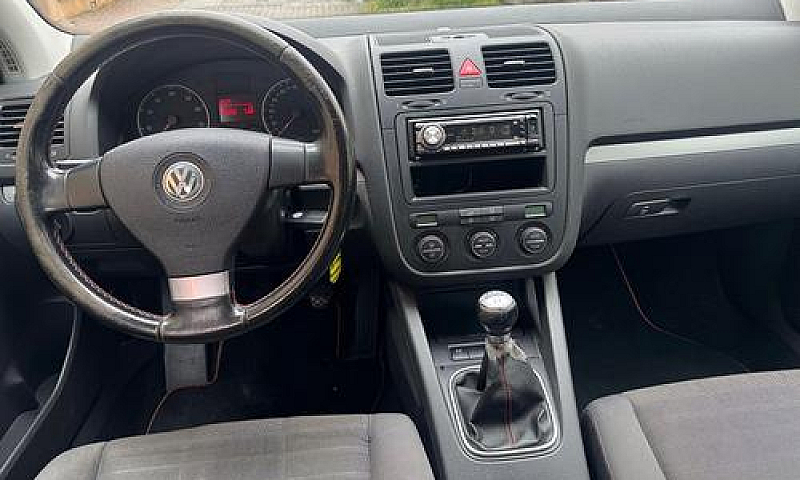 Volkswagen Golf 1.6 ...