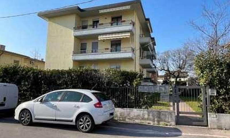 Appartamento A Torri...