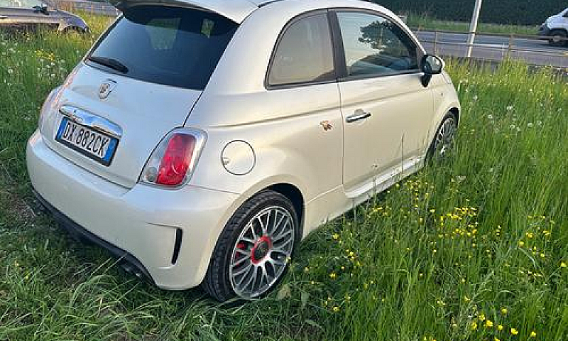 Abarth 500 1.4 Turbo...