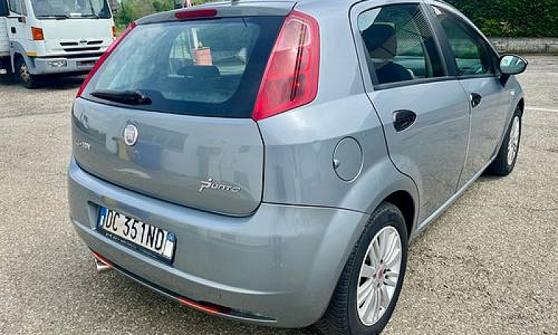 Fiat Grande Punto 1....