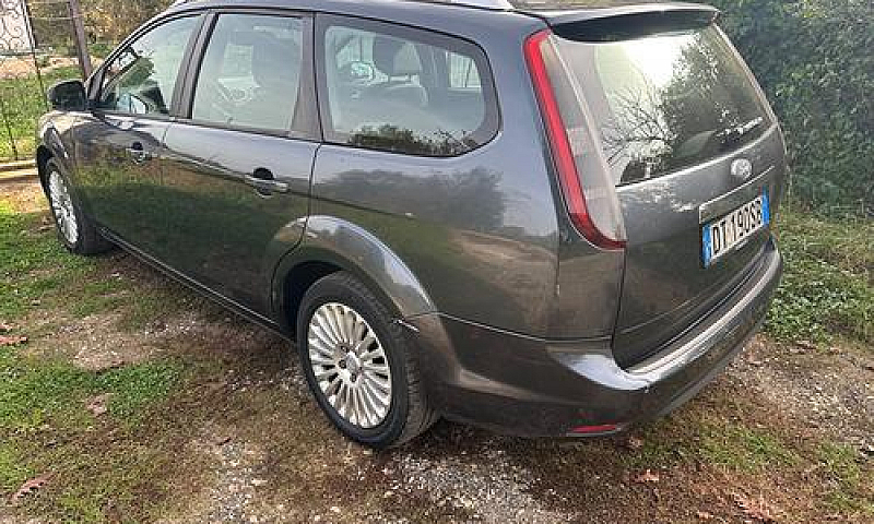 Ford Focus 1.6 Tdci...