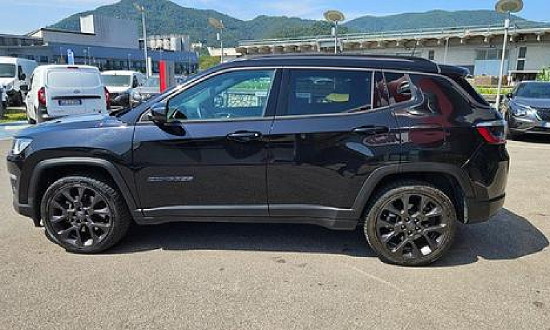 Jeep Compass 1.3 Tur...