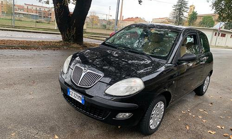 Lancia Ypsilon 1.2 O...