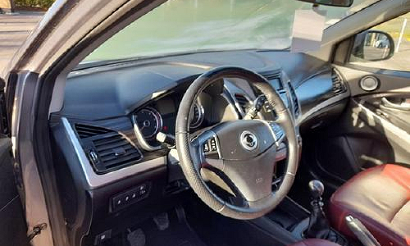Ssangyong Korando 3ª...