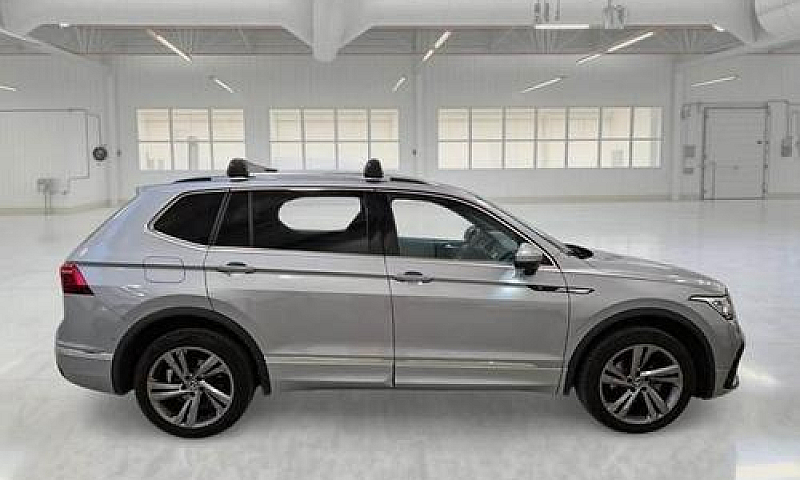 Volkswagen Tiguan Al...