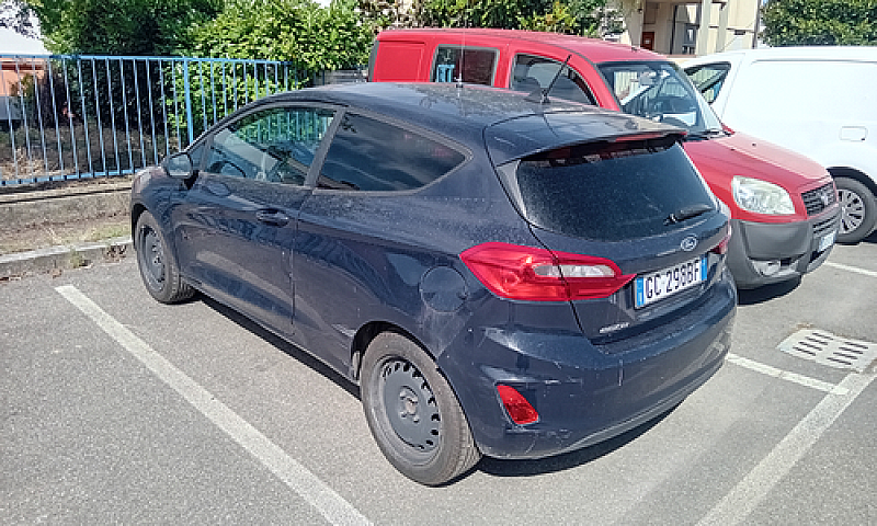 Ford Fiesta 1.5 Dci ...