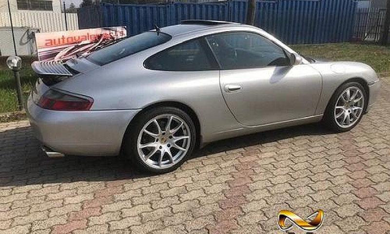 Porsche 911 Carrera ...